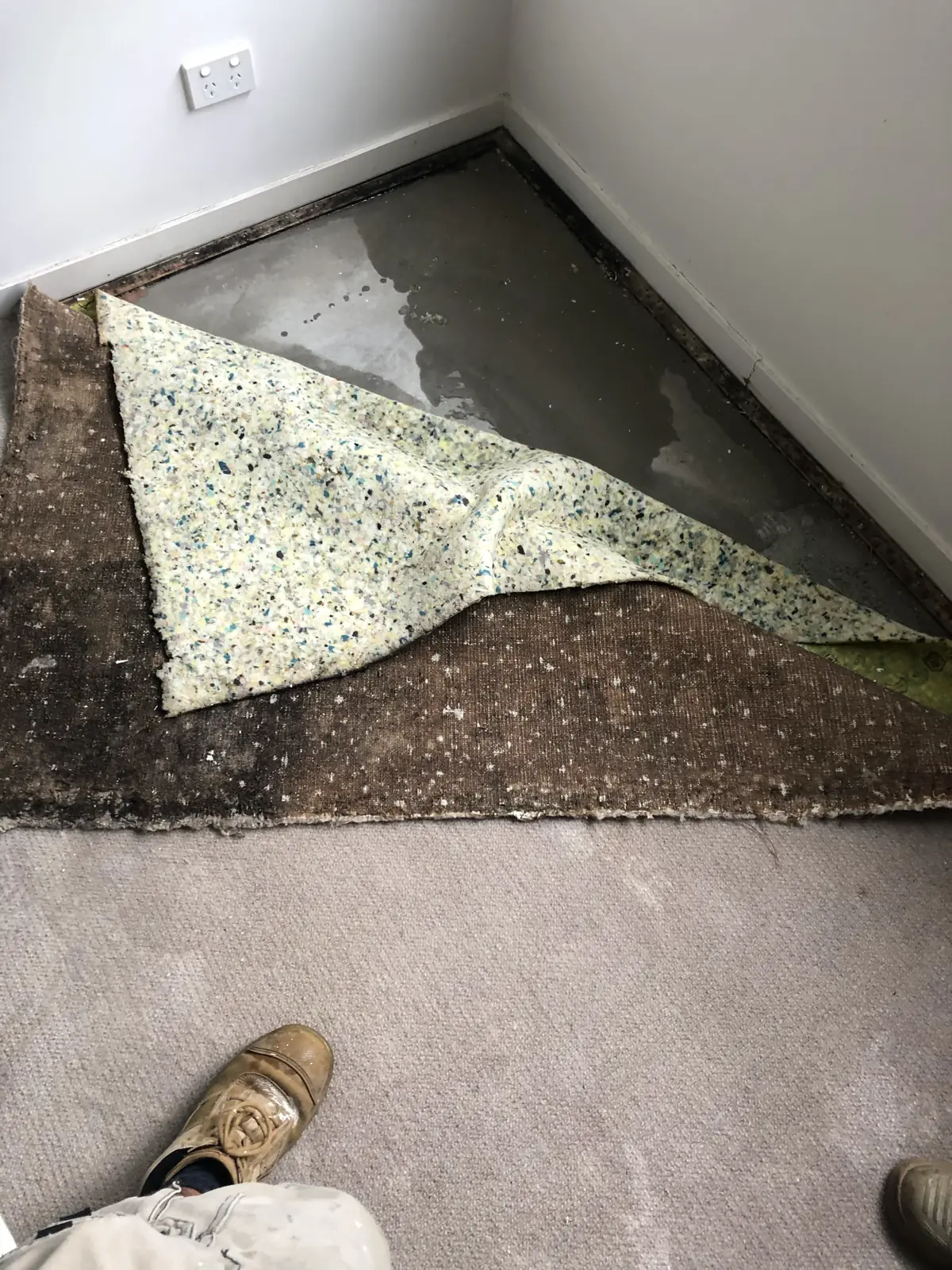 Balcony leak repair, Macquarie Park, Diagnostic: Level check against FFL