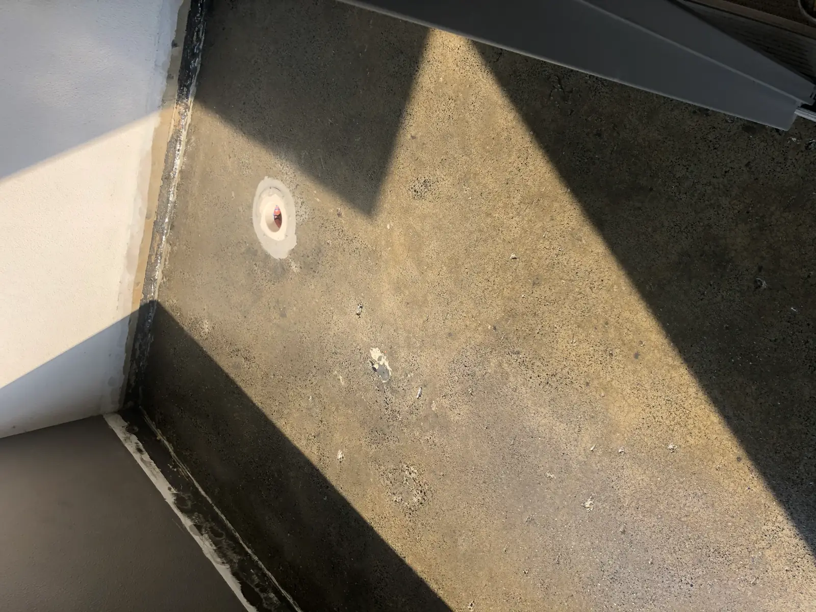 Balcony leak repair, Macquarie Park, Diagnosis: Verifying tile height error